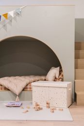 Uzavíratelný box - bedna na hračky Terrazzo Cream