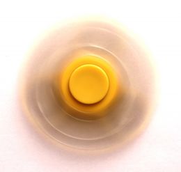 Fidget Spinner - antistresová hračka - žlutý